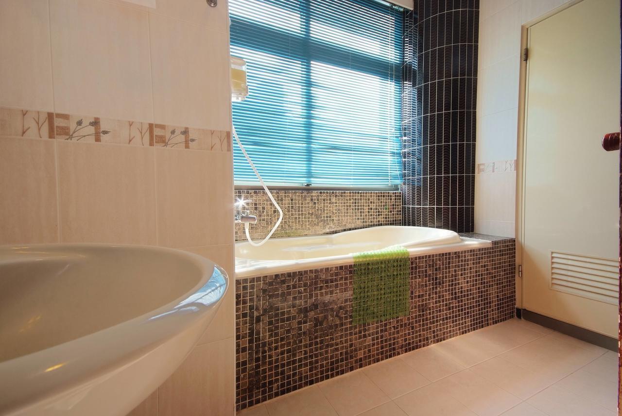 Chiao Yuan Hotel Фенюань Номер фото