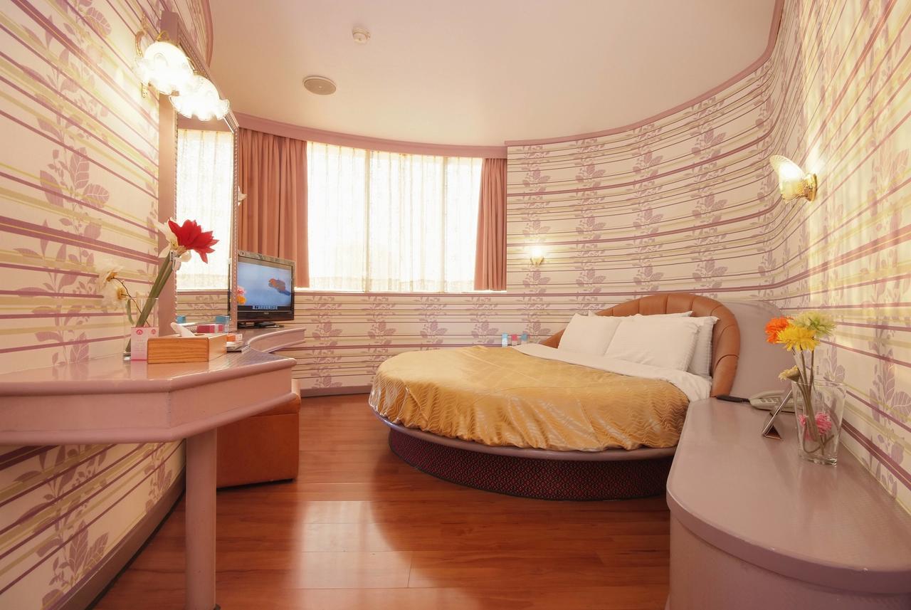 Chiao Yuan Hotel Фенюань Номер фото