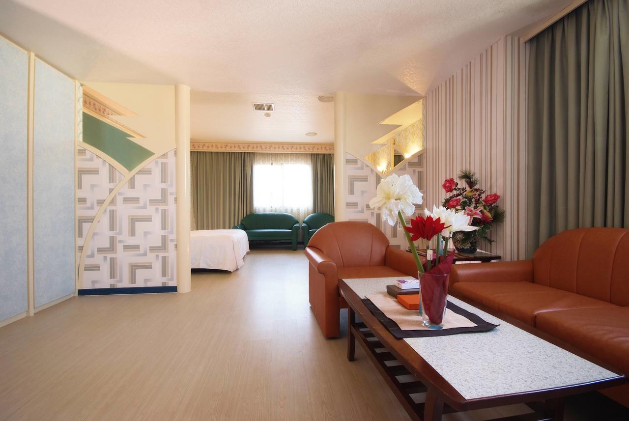 Chiao Yuan Hotel Фенюань Номер фото